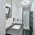 Labska 20 - Apartmanovy Dum Апартаменты *