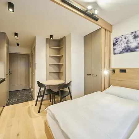 Labska 20 - Apartmanovy Dum Spindleruv Mlyn