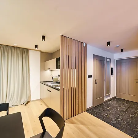 Labská 20 - Apartmánový Dům